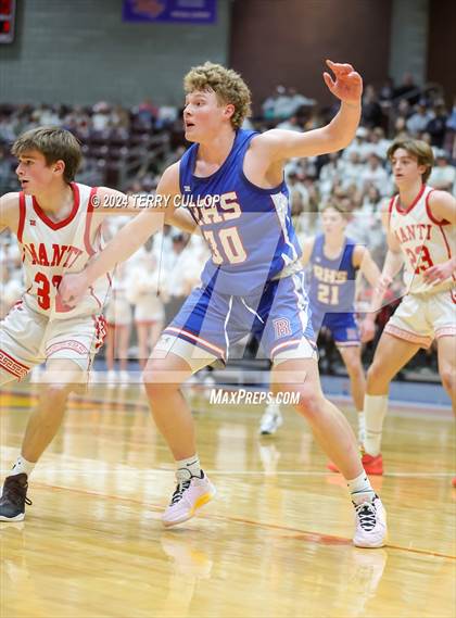 Thumbnail 1 in Richfield vs. Manti (UHSAA 3A Quarterfinal) photogallery.