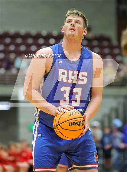 Thumbnail 2 in Richfield vs. Manti (UHSAA 3A Quarterfinal) photogallery.