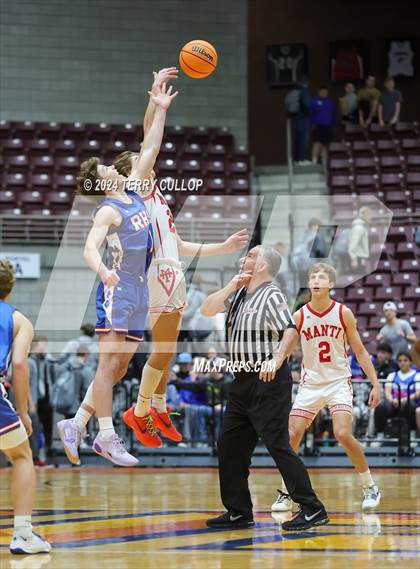 Thumbnail 2 in Richfield vs. Manti (UHSAA 3A Quarterfinal) photogallery.