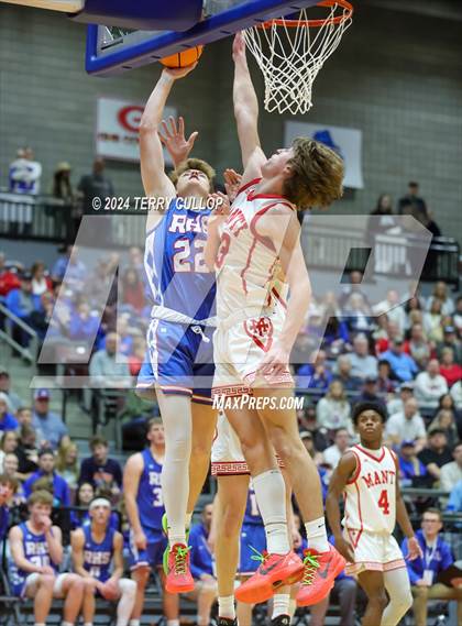 Thumbnail 2 in Richfield vs. Manti (UHSAA 3A Quarterfinal) photogallery.