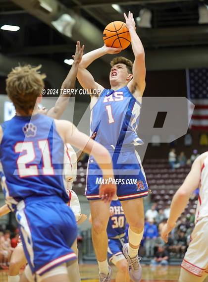 Thumbnail 2 in Richfield vs. Manti (UHSAA 3A Quarterfinal) photogallery.