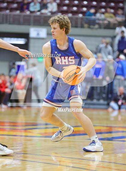 Thumbnail 2 in Richfield vs. Manti (UHSAA 3A Quarterfinal) photogallery.