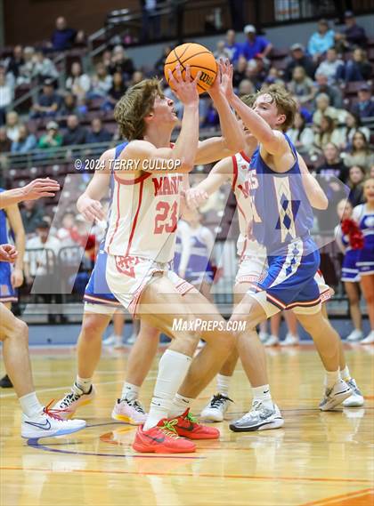 Thumbnail 2 in Richfield vs. Manti (UHSAA 3A Quarterfinal) photogallery.