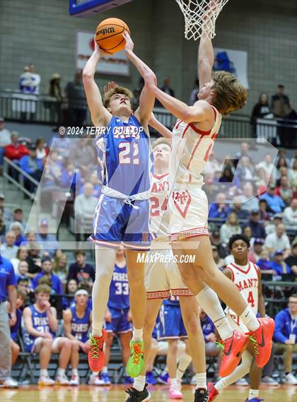 Thumbnail 3 in Richfield vs. Manti (UHSAA 3A Quarterfinal) photogallery.