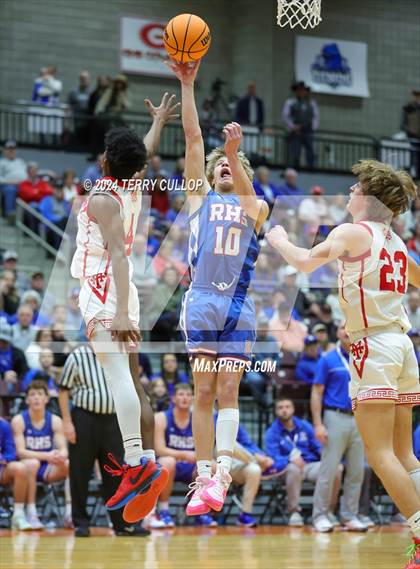 Thumbnail 2 in Richfield vs. Manti (UHSAA 3A Quarterfinal) photogallery.