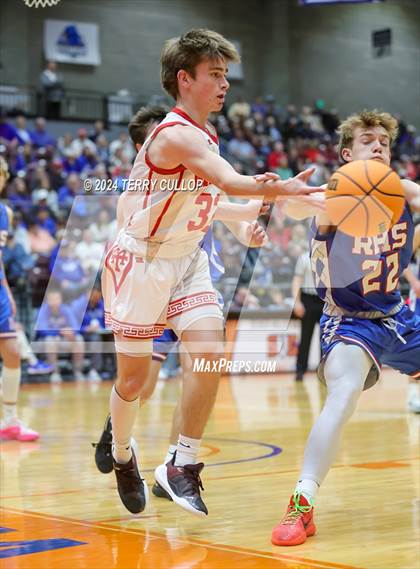 Thumbnail 3 in Richfield vs. Manti (UHSAA 3A Quarterfinal) photogallery.