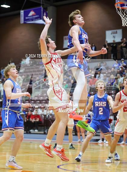 Thumbnail 2 in Richfield vs. Manti (UHSAA 3A Quarterfinal) photogallery.