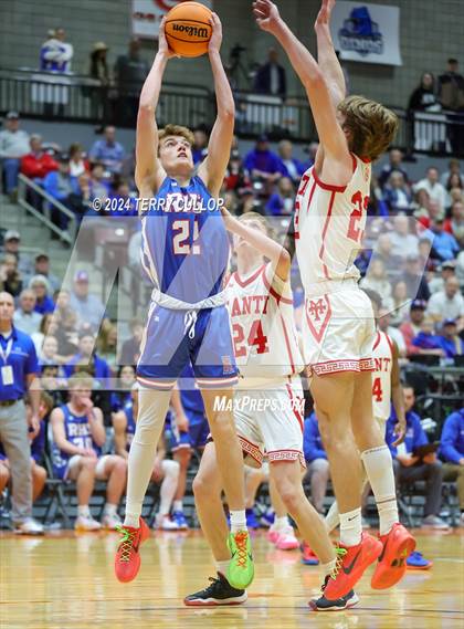 Thumbnail 1 in Richfield vs. Manti (UHSAA 3A Quarterfinal) photogallery.