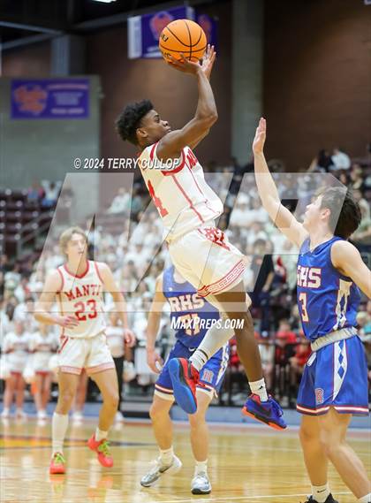 Thumbnail 3 in Richfield vs. Manti (UHSAA 3A Quarterfinal) photogallery.