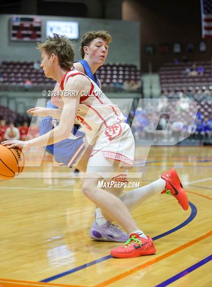 Thumbnail 1 in Richfield vs. Manti (UHSAA 3A Quarterfinal) photogallery.