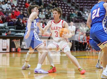 Thumbnail 1 in Richfield vs. Manti (UHSAA 3A Quarterfinal) photogallery.