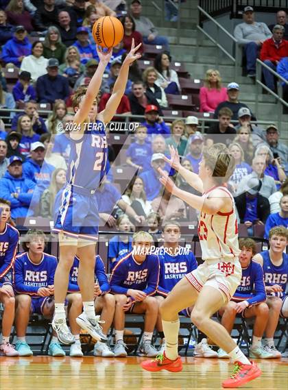Thumbnail 2 in Richfield vs. Manti (UHSAA 3A Quarterfinal) photogallery.