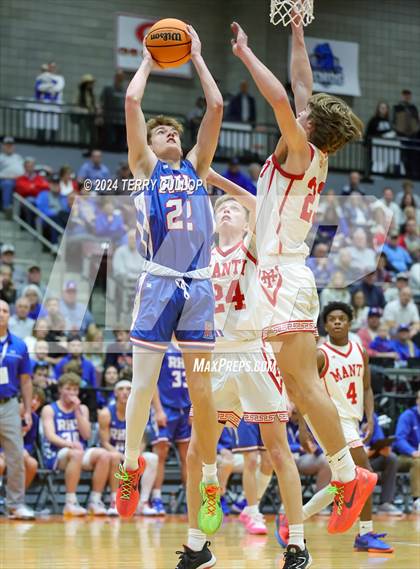 Thumbnail 2 in Richfield vs. Manti (UHSAA 3A Quarterfinal) photogallery.