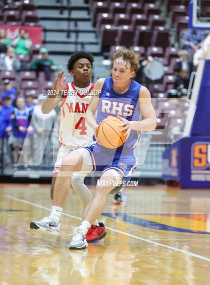 Thumbnail 3 in Richfield vs. Manti (UHSAA 3A Quarterfinal) photogallery.