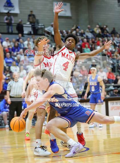 Thumbnail 3 in Richfield vs. Manti (UHSAA 3A Quarterfinal) photogallery.