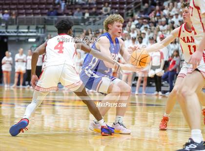 Thumbnail 2 in Richfield vs. Manti (UHSAA 3A Quarterfinal) photogallery.