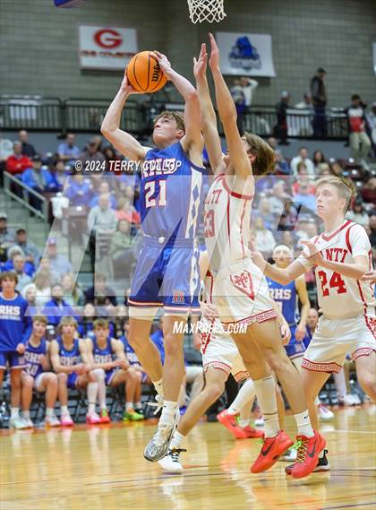 Thumbnail 3 in Richfield vs. Manti (UHSAA 3A Quarterfinal) photogallery.