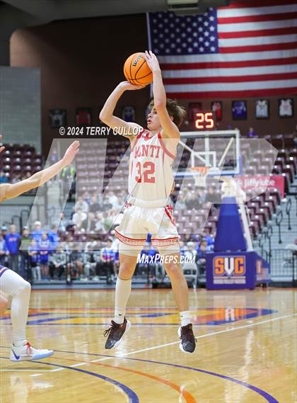 Thumbnail 1 in Richfield vs. Manti (UHSAA 3A Quarterfinal) photogallery.