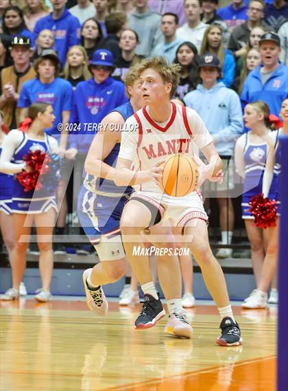 Thumbnail 2 in Richfield vs. Manti (UHSAA 3A Quarterfinal) photogallery.