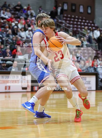 Thumbnail 1 in Richfield vs. Manti (UHSAA 3A Quarterfinal) photogallery.