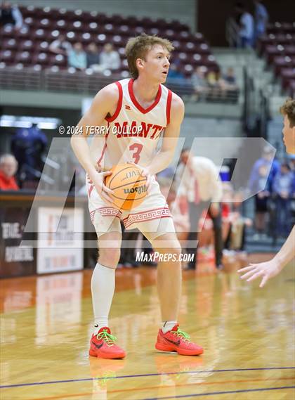 Thumbnail 3 in Richfield vs. Manti (UHSAA 3A Quarterfinal) photogallery.