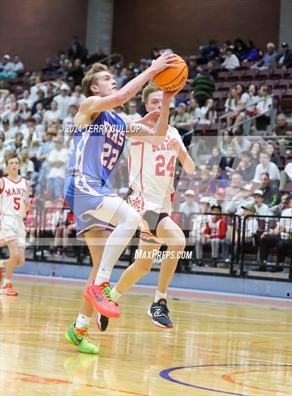 Thumbnail 2 in Richfield vs. Manti (UHSAA 3A Quarterfinal) photogallery.