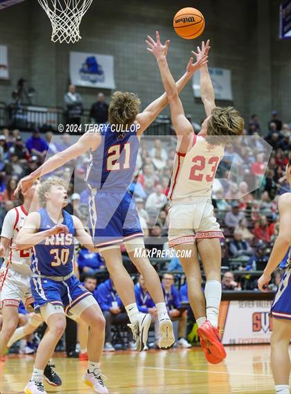 Thumbnail 2 in Richfield vs. Manti (UHSAA 3A Quarterfinal) photogallery.