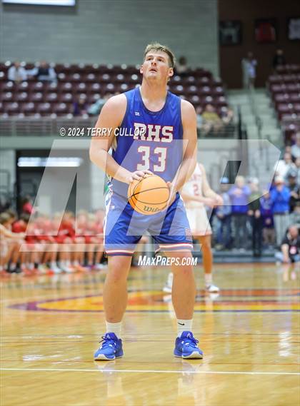 Thumbnail 3 in Richfield vs. Manti (UHSAA 3A Quarterfinal) photogallery.