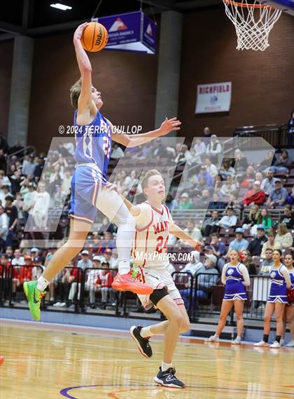 Thumbnail 1 in Richfield vs. Manti (UHSAA 3A Quarterfinal) photogallery.