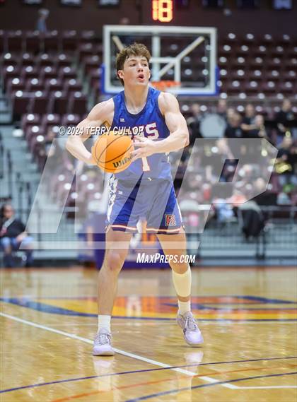 Thumbnail 2 in Richfield vs. Manti (UHSAA 3A Quarterfinal) photogallery.