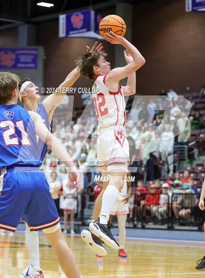 Thumbnail 2 in Richfield vs. Manti (UHSAA 3A Quarterfinal) photogallery.