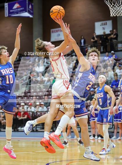 Thumbnail 3 in Richfield vs. Manti (UHSAA 3A Quarterfinal) photogallery.
