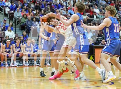 Thumbnail 3 in Richfield vs. Manti (UHSAA 3A Quarterfinal) photogallery.