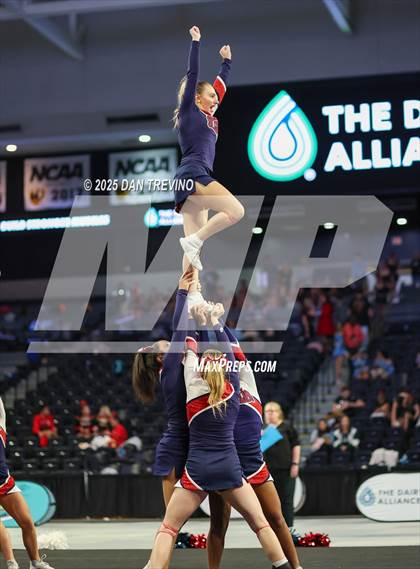 Thumbnail 3 in Grassfield (VHSL Class 6 State Championship) photogallery.