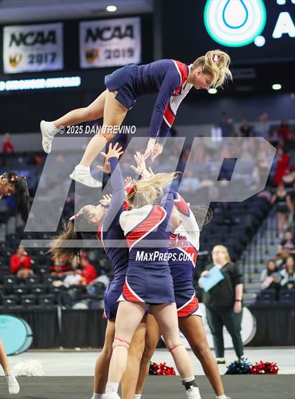 Thumbnail 3 in Grassfield (VHSL Class 6 State Championship) photogallery.