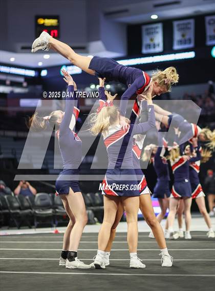 Thumbnail 3 in Grassfield (VHSL Class 6 State Championship) photogallery.