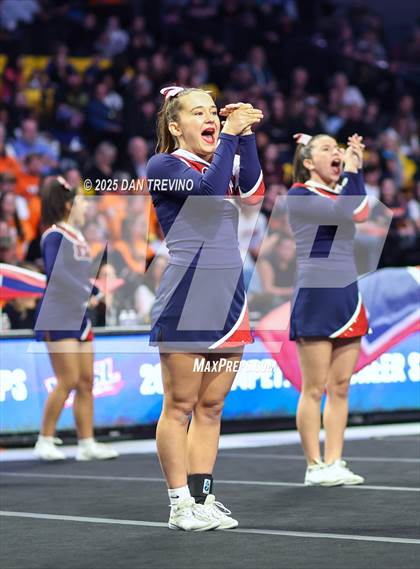 Thumbnail 1 in Grassfield (VHSL Class 6 State Championship) photogallery.