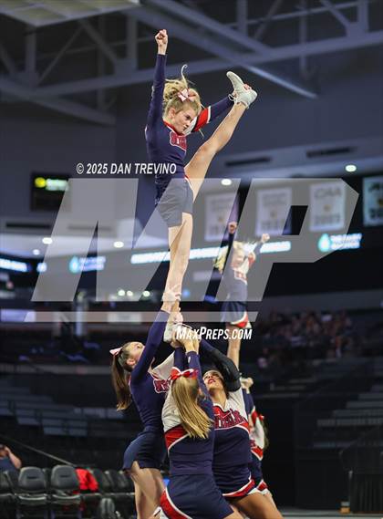 Thumbnail 2 in Grassfield (VHSL Class 6 State Championship) photogallery.