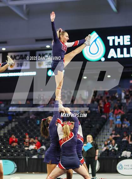 Thumbnail 2 in Grassfield (VHSL Class 6 State Championship) photogallery.