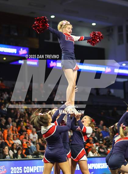 Thumbnail 1 in Grassfield (VHSL Class 6 State Championship) photogallery.