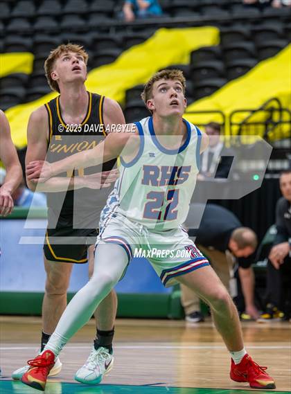 Thumbnail 3 in Union vs Richfield (UHSAA 3A Quarterfinal) photogallery.