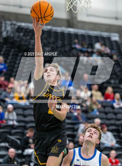 Thumbnail 1 in Union vs Richfield (UHSAA 3A Quarterfinal) photogallery.