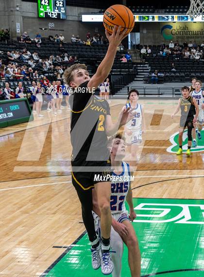 Thumbnail 3 in Union vs Richfield (UHSAA 3A Quarterfinal) photogallery.