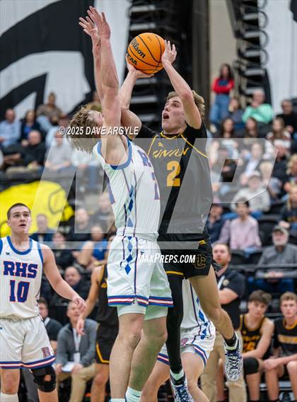 Thumbnail 1 in Union vs Richfield (UHSAA 3A Quarterfinal) photogallery.