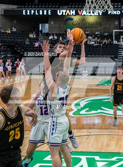 Thumbnail 2 in Union vs Richfield (UHSAA 3A Quarterfinal) photogallery.