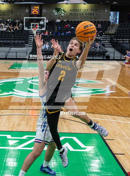 Thumbnail 2 in Union vs Richfield (UHSAA 3A Quarterfinal) photogallery.