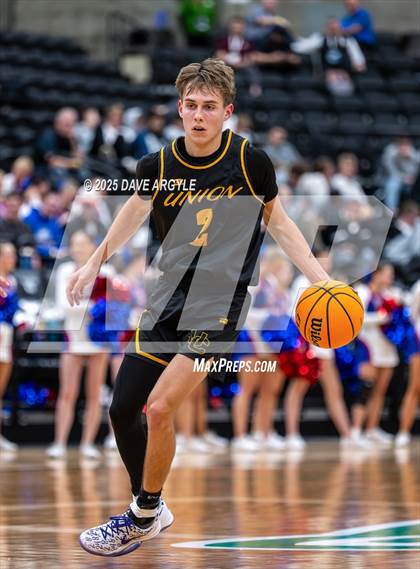 Thumbnail 1 in Union vs Richfield (UHSAA 3A Quarterfinal) photogallery.