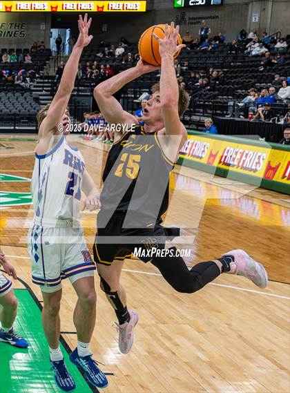 Thumbnail 2 in Union vs Richfield (UHSAA 3A Quarterfinal) photogallery.