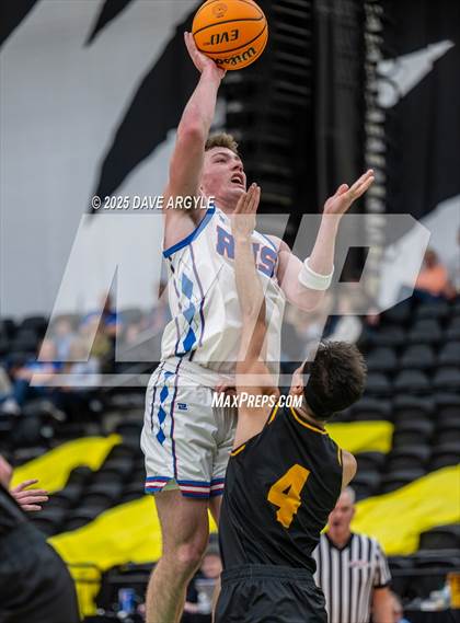 Thumbnail 2 in Union vs Richfield (UHSAA 3A Quarterfinal) photogallery.