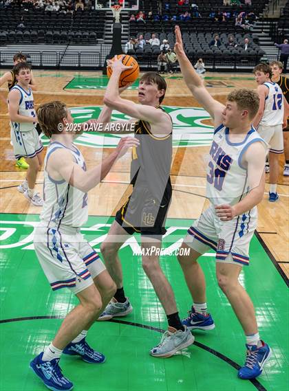 Thumbnail 2 in Union vs Richfield (UHSAA 3A Quarterfinal) photogallery.